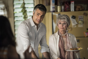 JTV209-ROGELIO-MOM-300x200